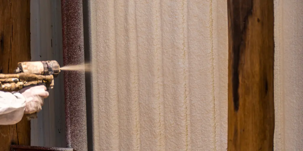 closed cell spray foam insulation brisbane